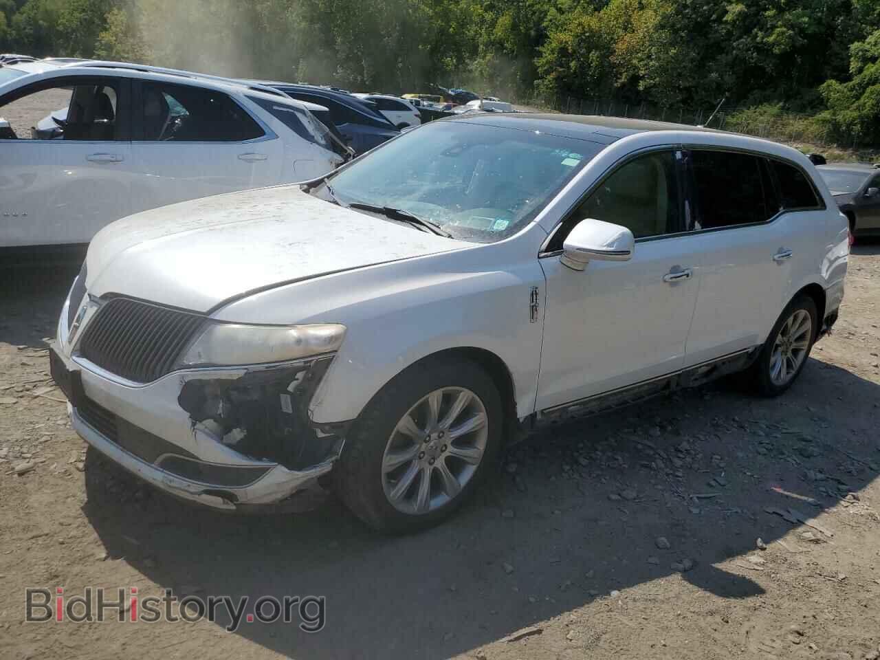Photo 2LMHJ5AT2DBL50238 - LINCOLN MKT 2013
