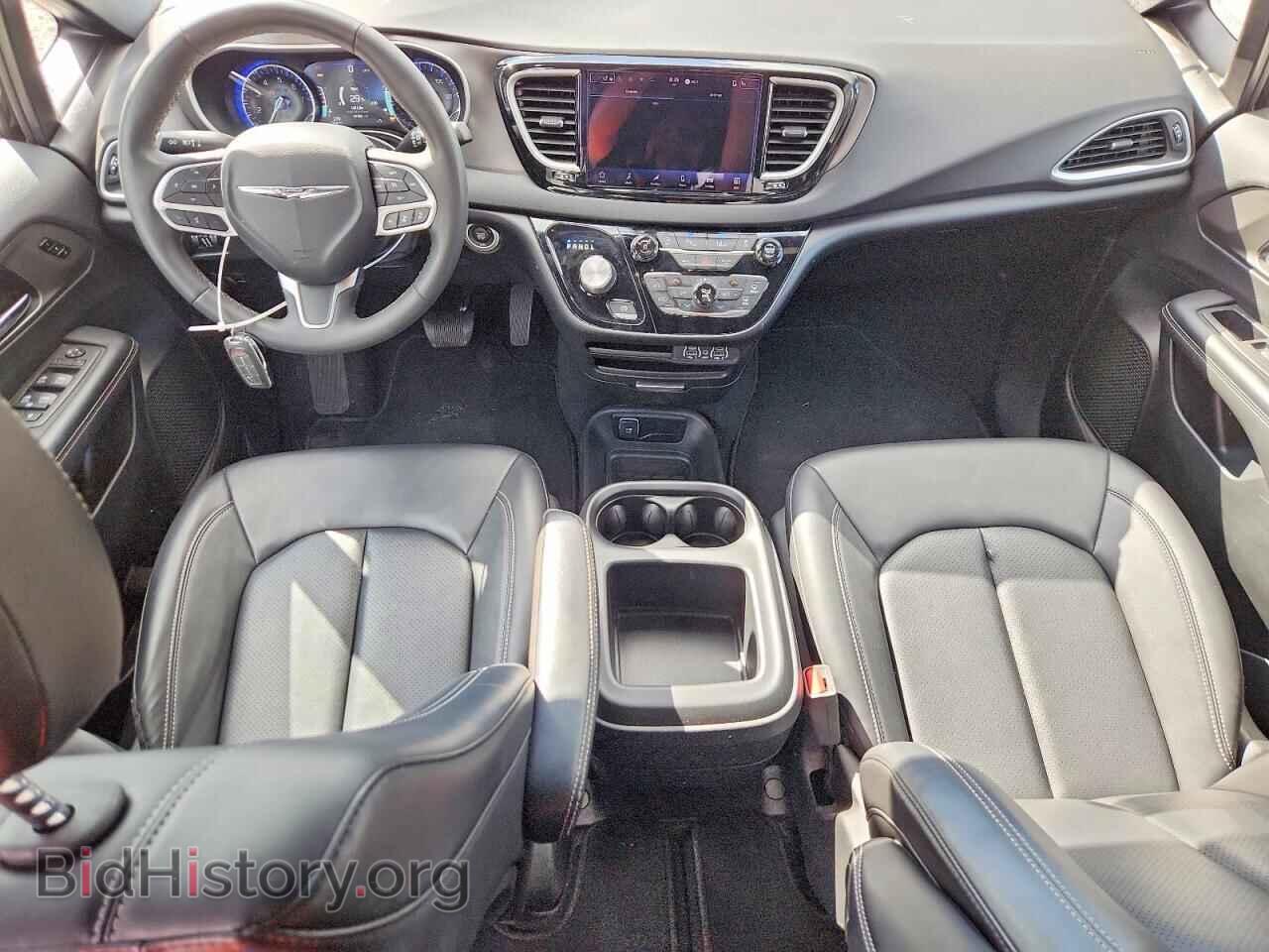 2025 CHRYSLER PACIFICA - VIN: 2C4RC1BG4SR555802 - Photo 8