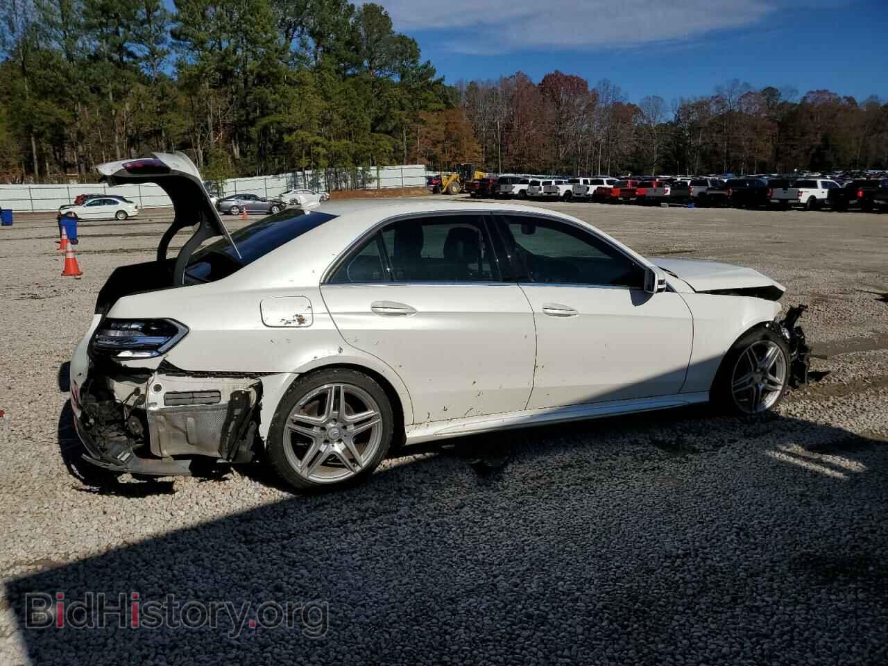 2014 MERCEDES-BENZ E-CLASS - VIN: WDDHF5KB2EA872572 - Фото 3