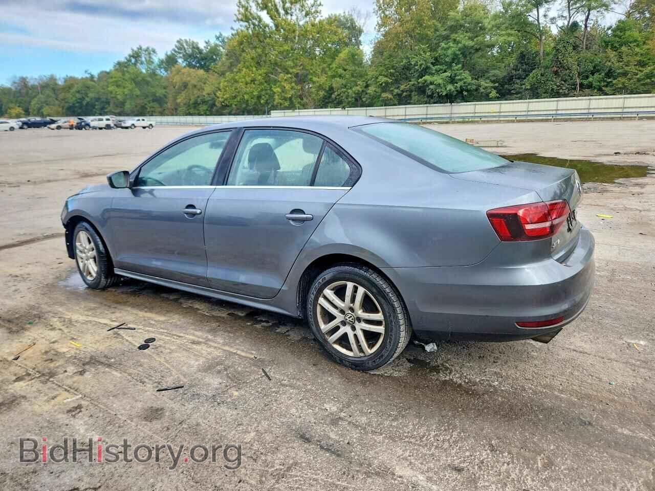 2017 VOLKSWAGEN JETTA - VIN: 3VW2B7AJ2HM258819 - Фото 2