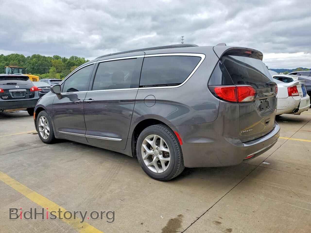2017 CHRYSLER PACIFICA - VIN: 2C4RC1BG5HR528343 - Фото 2