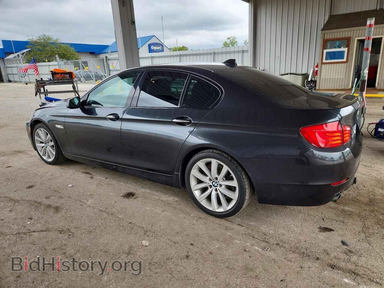 2011 BMW 5 SERIES - VIN: WBAFR7C51BC608043 - Photo 2