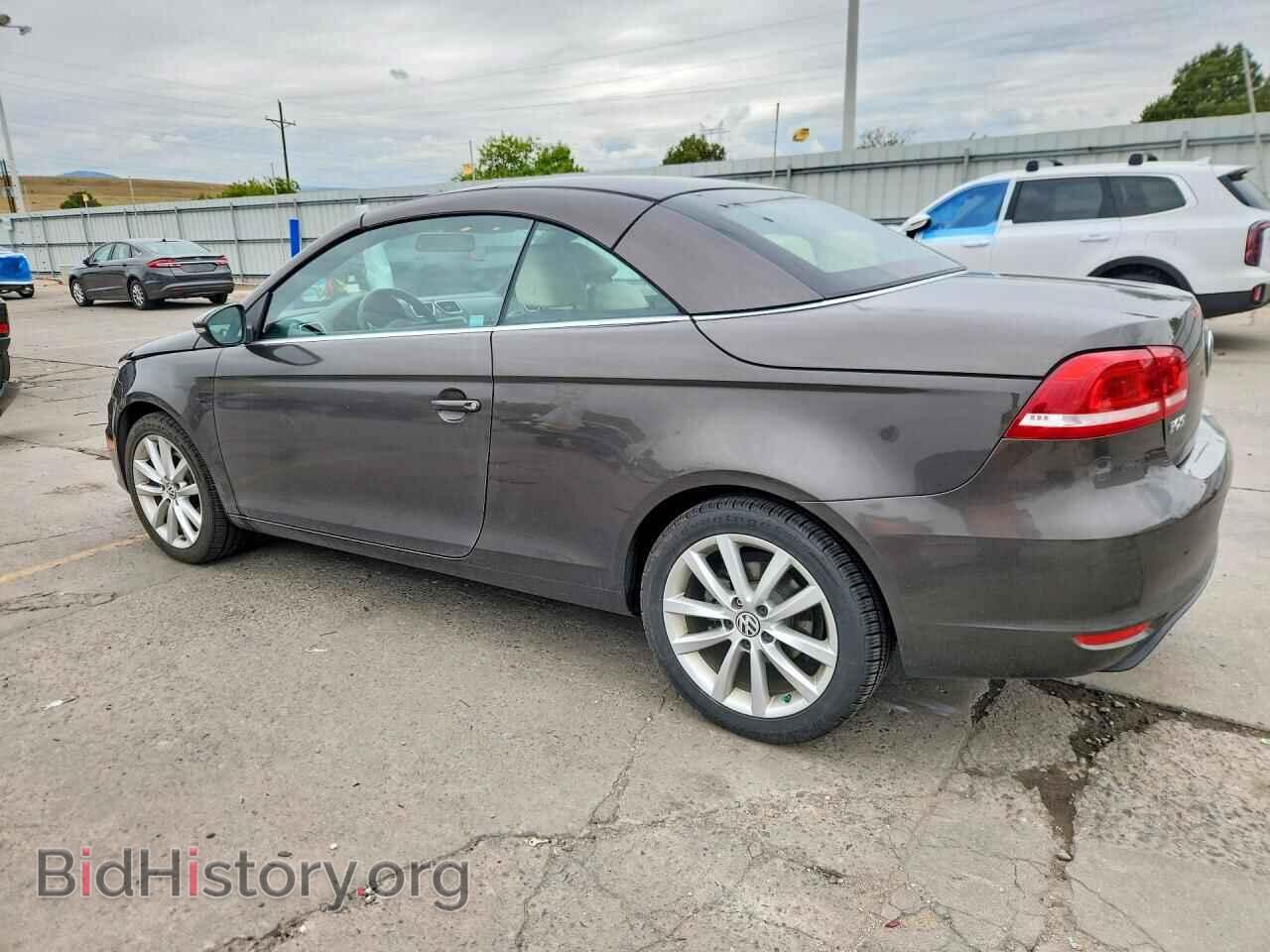 2013 VOLKSWAGEN EOS - VIN: WVWBW8AH1DV004349 - Фото 2