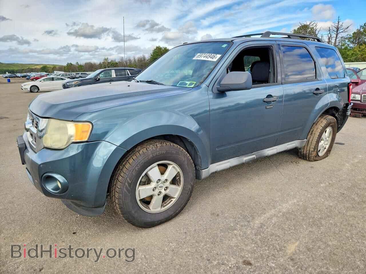 Фотография 1FMCU0DG9AKA01609 - FORD ESCAPE 2010