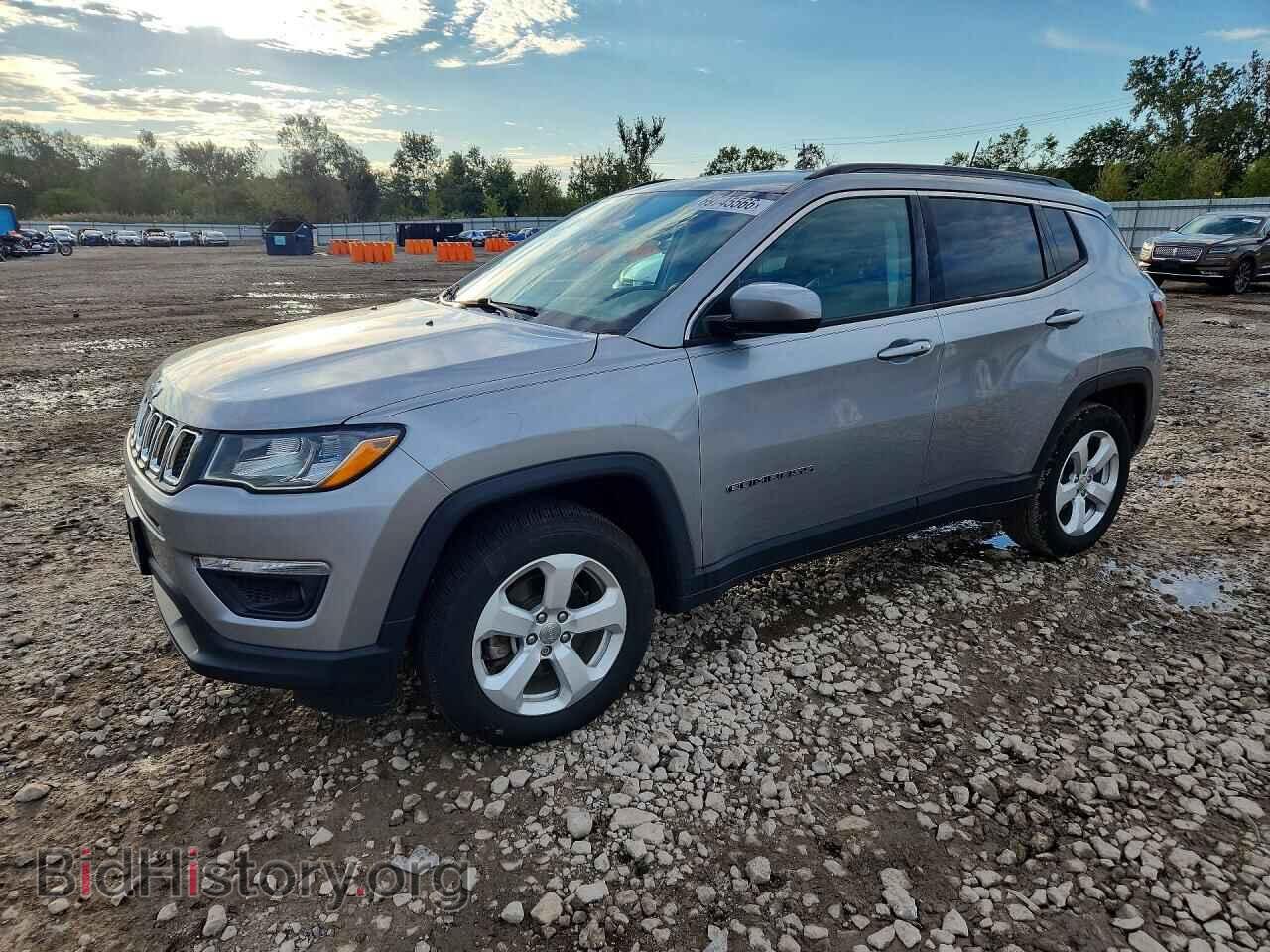 Photo 3C4NJCBB3JT502251 - JEEP COMPASS 2018