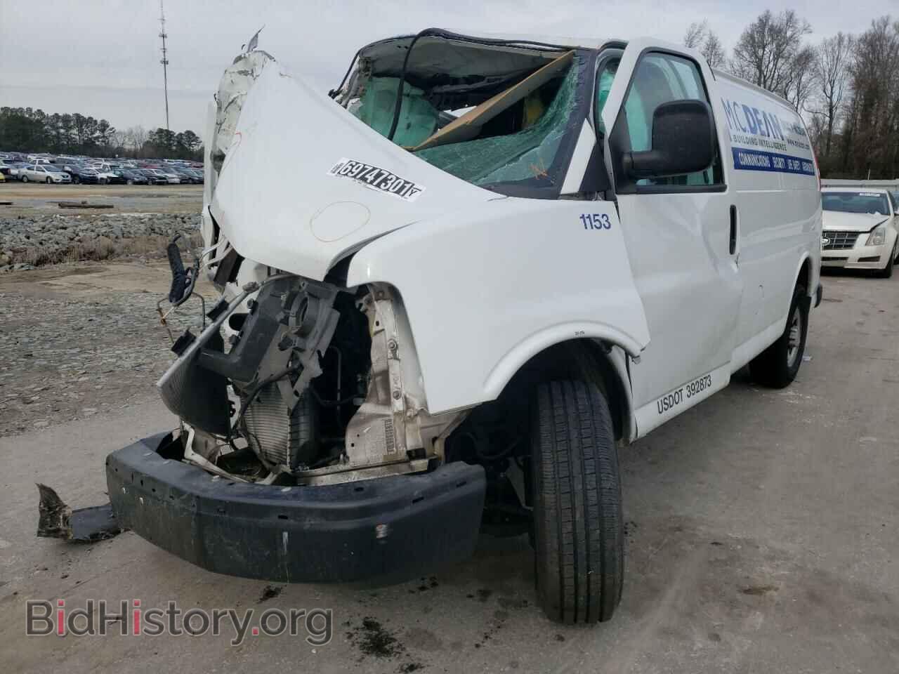 2017 CHEVROLET EXPRESS - VIN: 1GCZGGFG3H1332925 - Фото 2