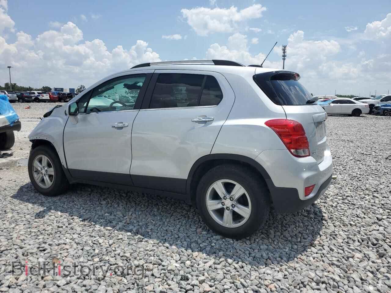 2018 CHEVROLET TRAX - VIN: 3GNCJLSB2JL173427 - Фото 2