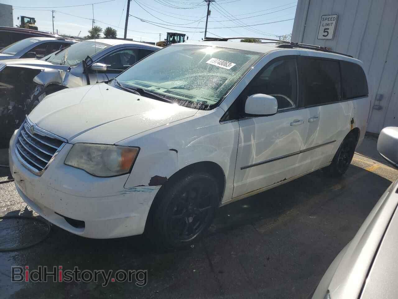 Photo 2A4RR5D16AR319739 - CHRYSLER MINIVAN 2010