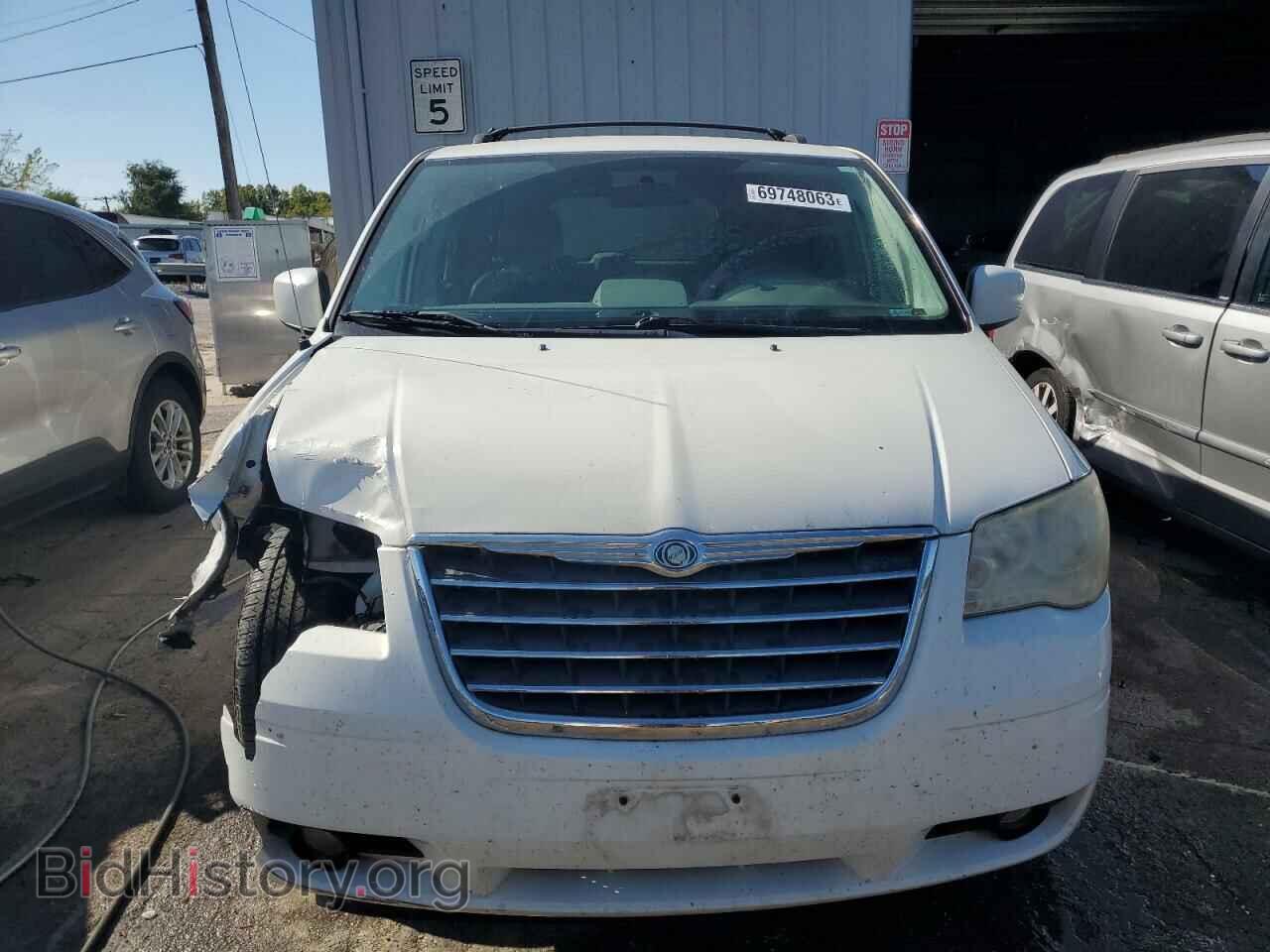 2010 CHRYSLER MINIVAN - VIN: 2A4RR5D16AR319739 - Фото 5