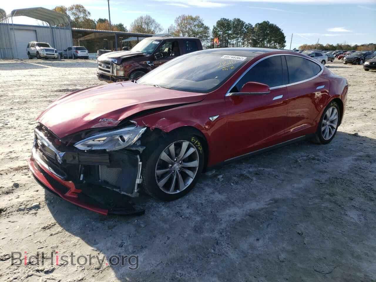 Фотография 5YJSA1H1XFF082810 - TESLA MODEL S 2015
