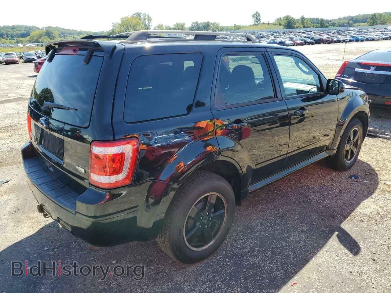 2011 FORD ESCAPE - VIN: 1FMCU9DG7BKB96258 - Фото 3