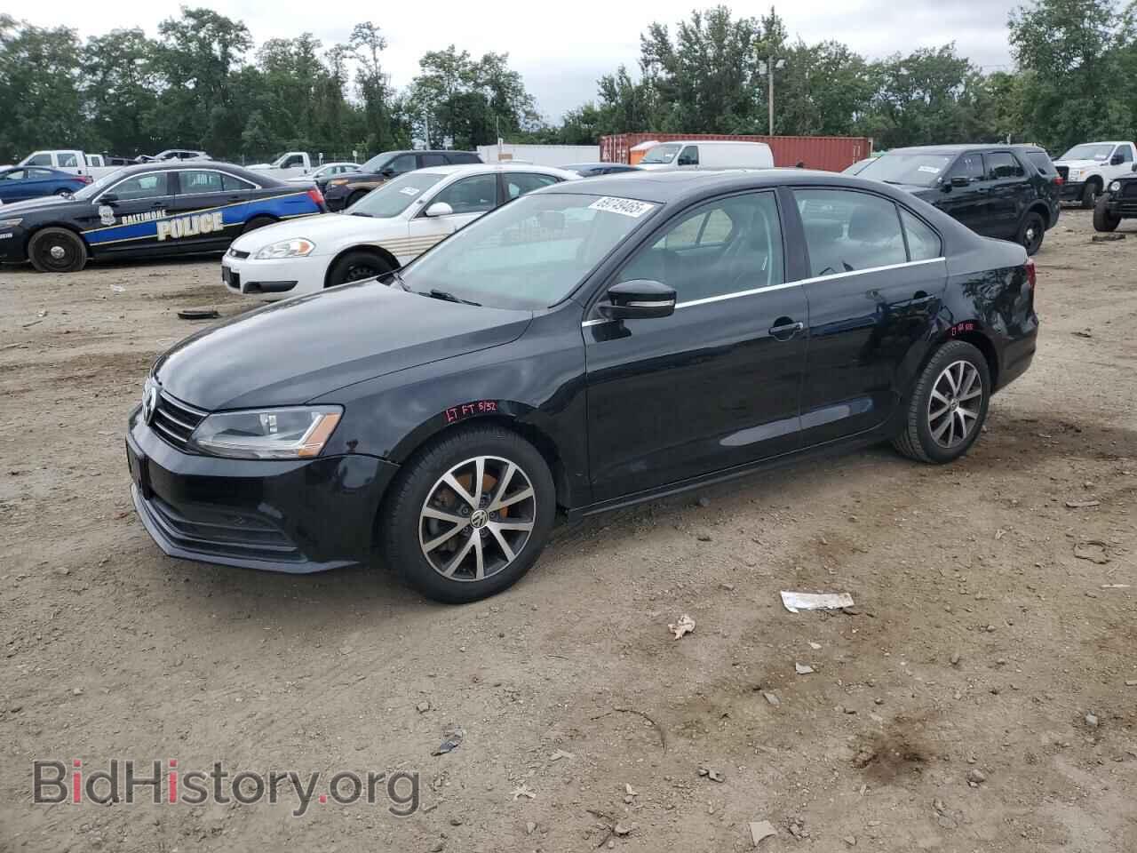Фотография 3VWDB7AJ9HM281085 - VOLKSWAGEN JETTA 2017