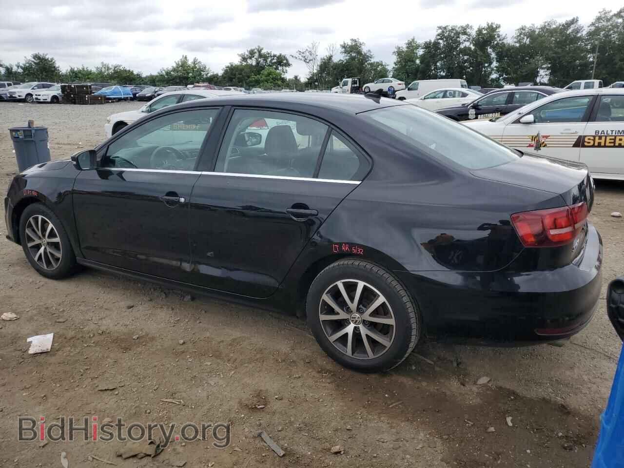2017 VOLKSWAGEN JETTA - VIN: 3VWDB7AJ9HM281085 - Фото 2
