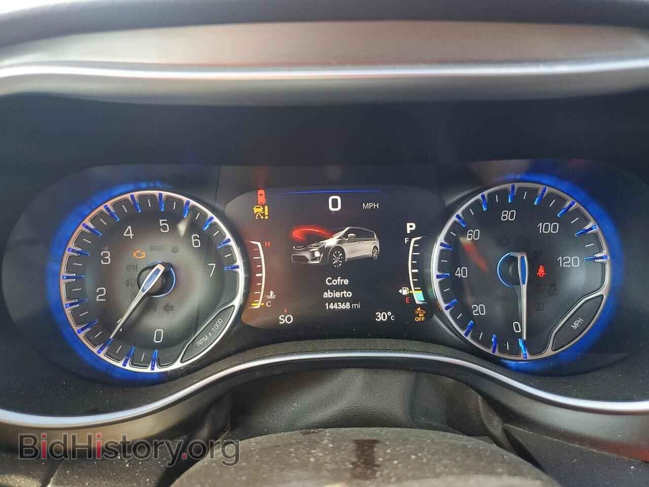 2017 CHRYSLER PACIFICA - VIN: 2C4RC1EGXHR614369 - Фото 9