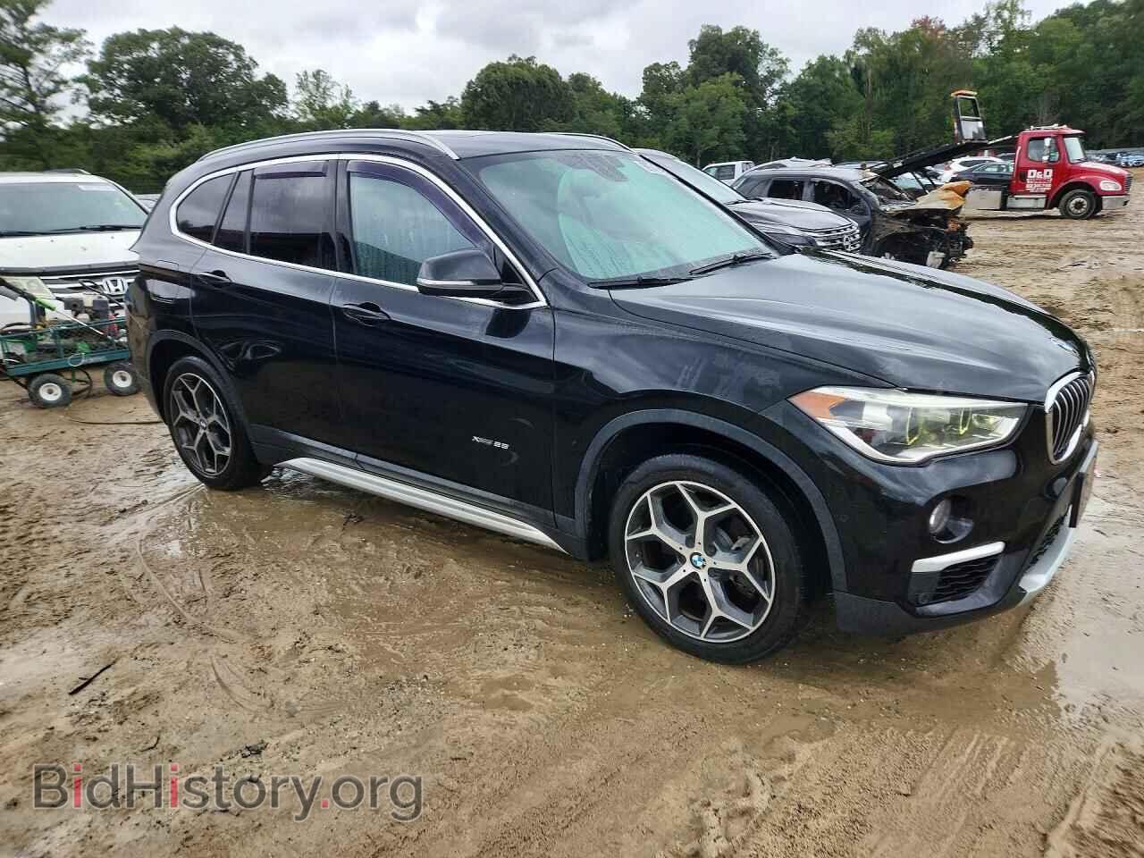 2017 BMW X1 - VIN: WBXHT3C39H5F72156 - Фото 4