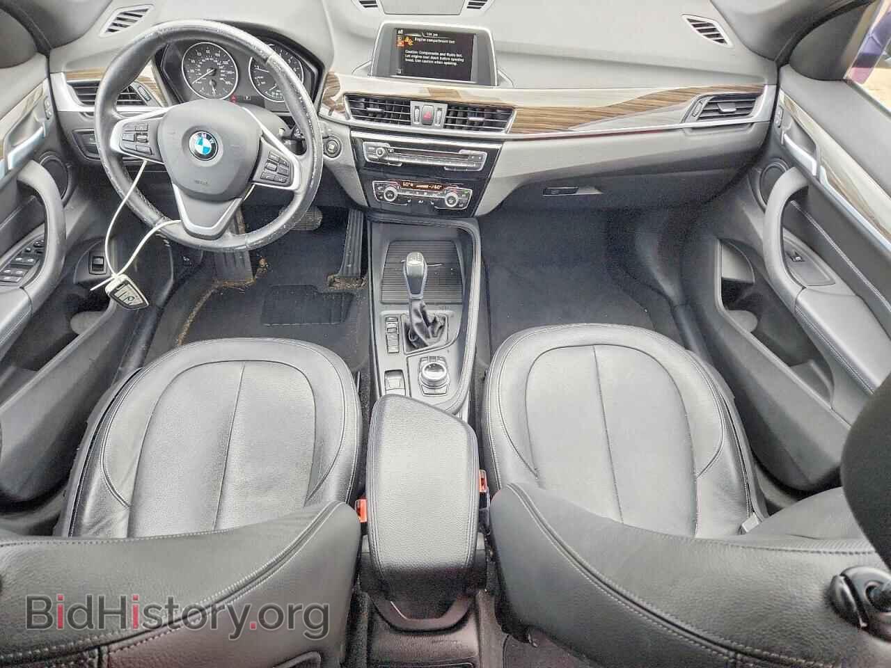 2017 BMW X1 - VIN: WBXHT3C39H5F72156 - Фото 8