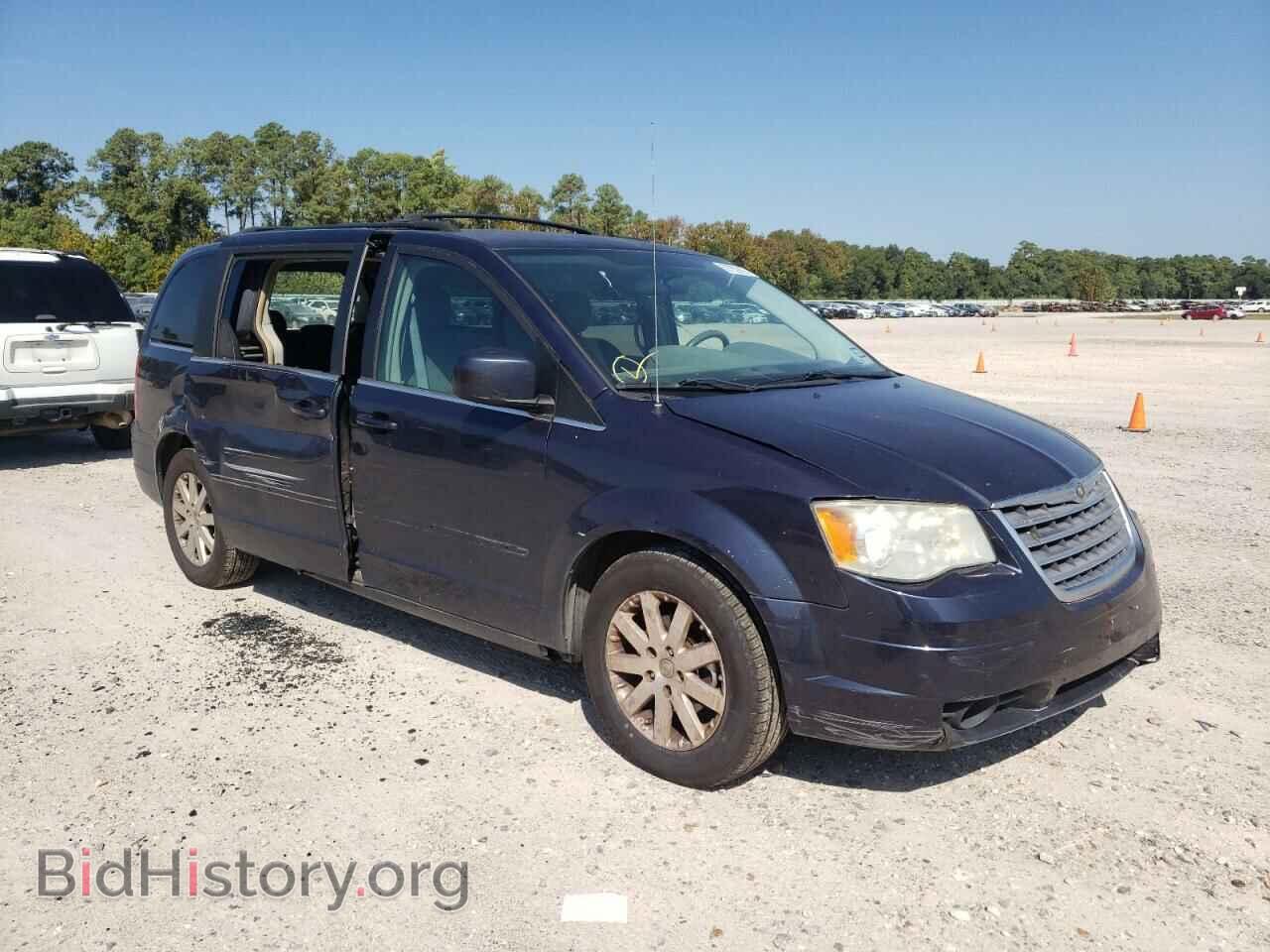 2008 CHRYSLER MINIVAN - VIN: 2A8HR54PX8R603173 - Фото 4