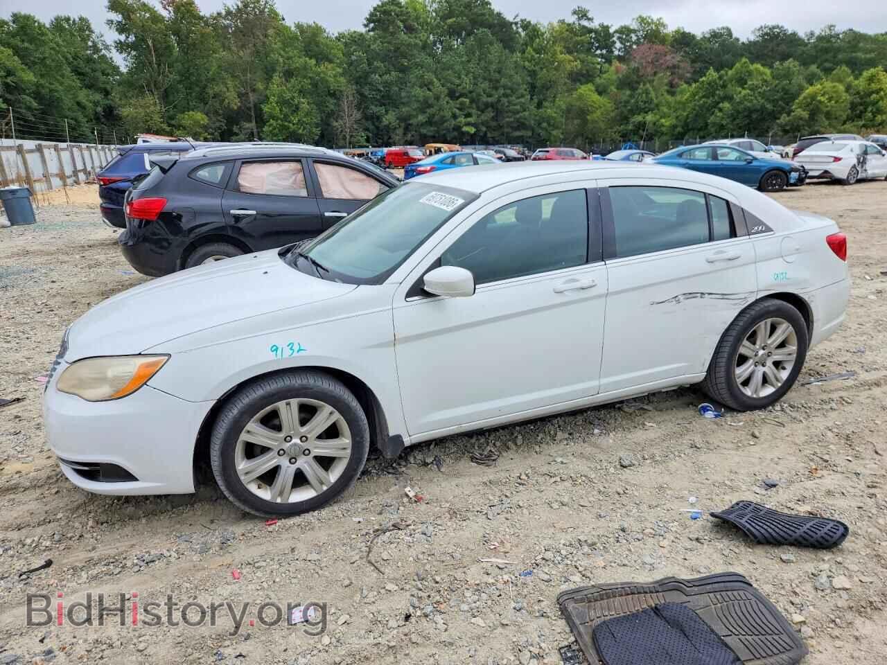 Фотография 1C3CCBAB1CN295296 - CHRYSLER 200 2012