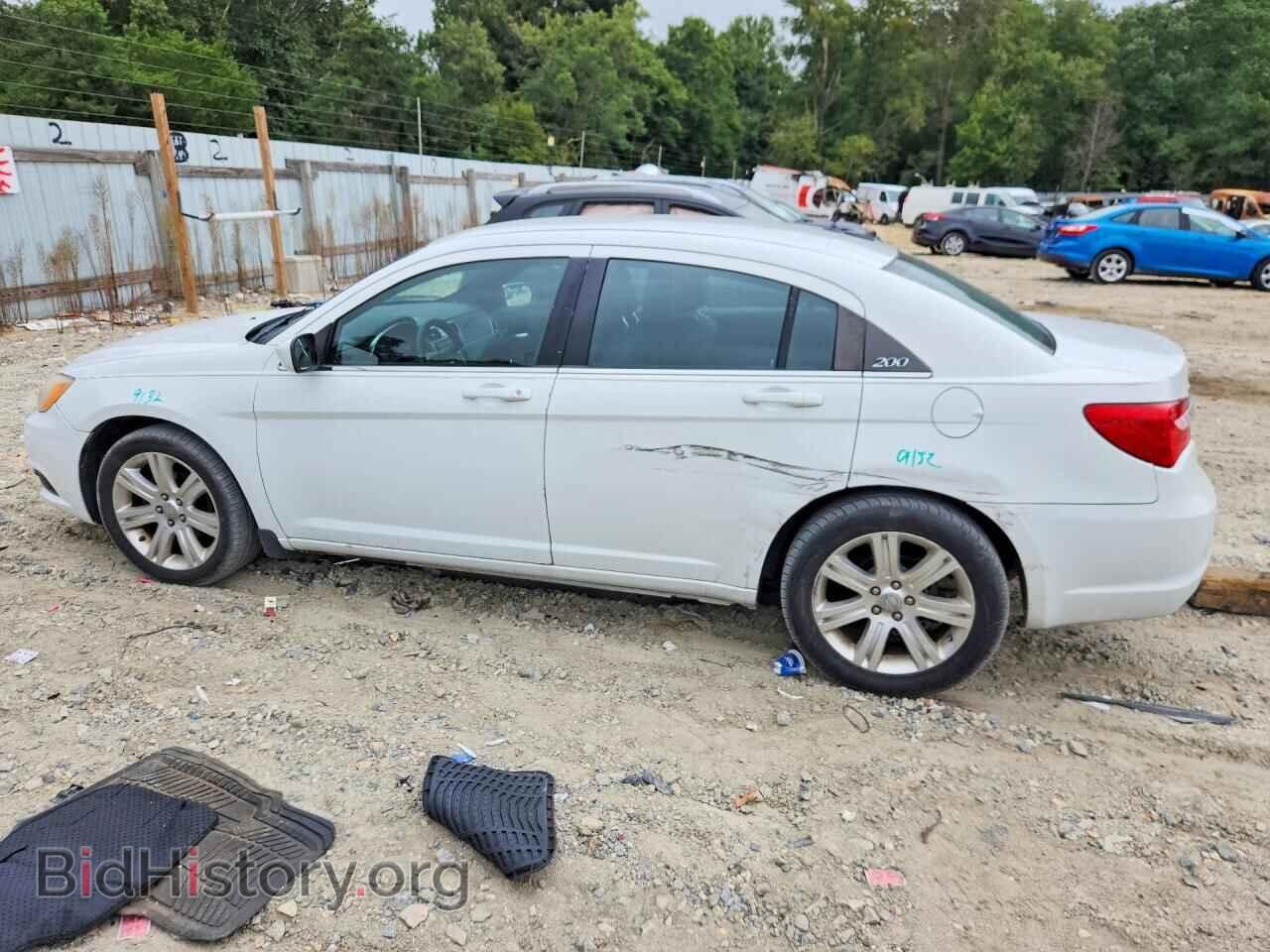 2012 CHRYSLER 200 - VIN: 1C3CCBAB1CN295296 - Photo 2