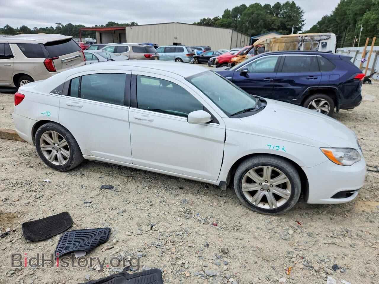 2012 CHRYSLER 200 - VIN: 1C3CCBAB1CN295296 - Photo 4