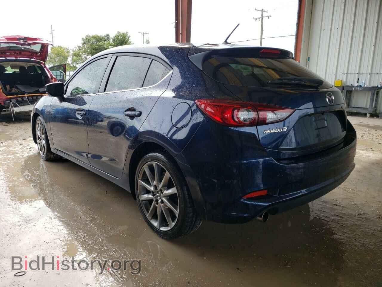 2018 MAZDA 3 - VIN: 3MZBN1L39JM237894 - Фото 2