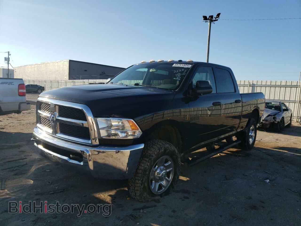 2018 RAM 2500 - VIN: 3C6UR5CL0JG142220 - Фото 2