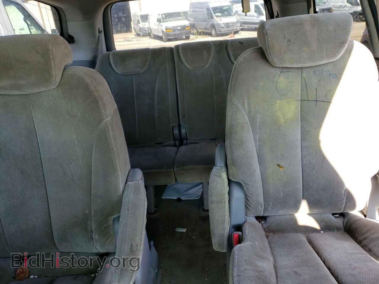 2007 KIA All Models - VIN: KNDMB233576171573 - Фото 10