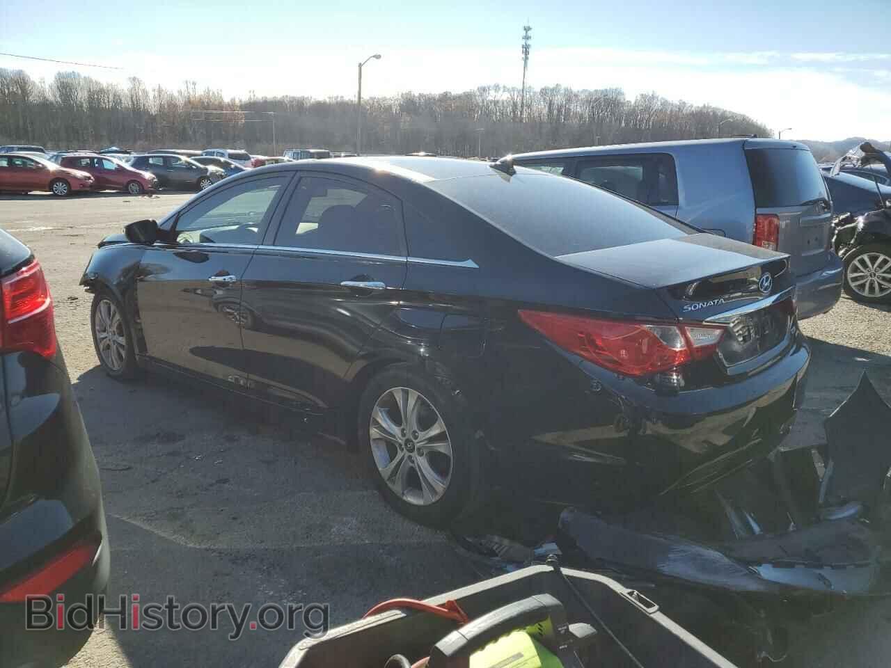 2013 HYUNDAI SONATA - VIN: 5NPEC4AC8DH581950 - Фото 2