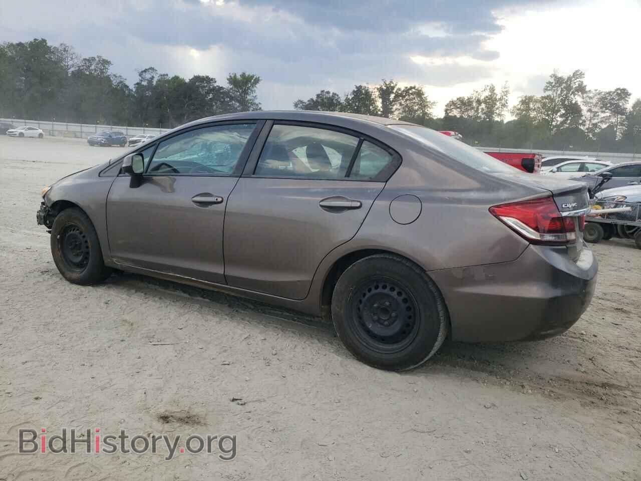 2013 HONDA CIVIC - VIN: 2HGFB2F58DH542775 - Фото 2