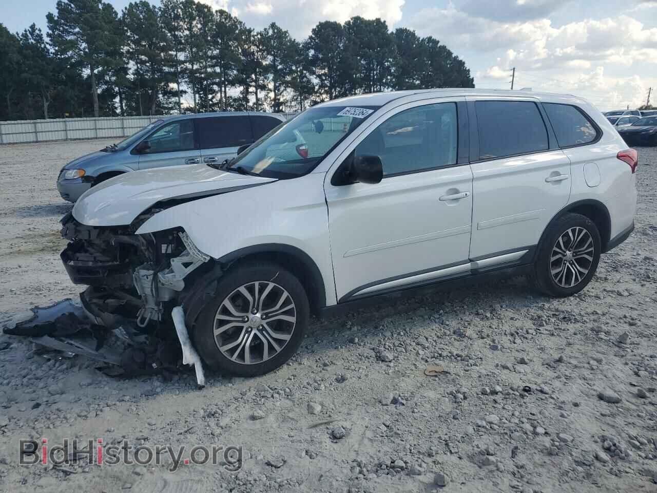 Фотография JA4AD2A38HZ063247 - MITSUBISHI OUTLANDER 2017