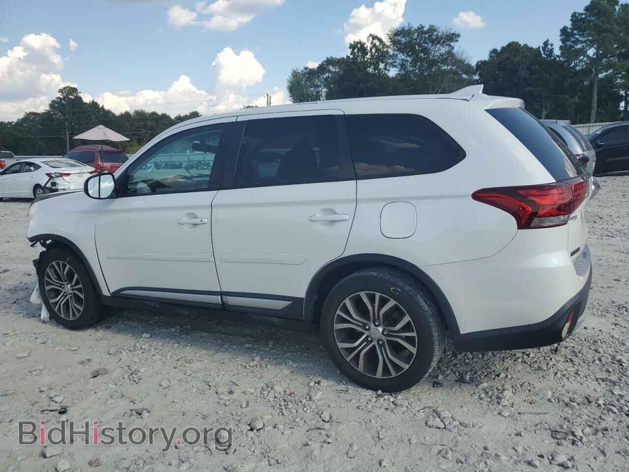 2017 MITSUBISHI OUTLANDER - VIN: JA4AD2A38HZ063247 - Фото 2