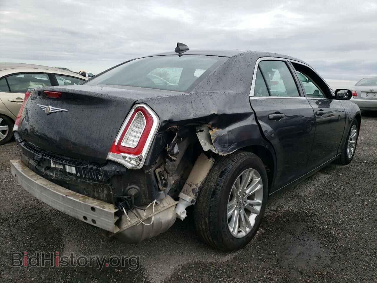 2017 CHRYSLER 300 - VIN: 2C3CCAAG6HH570408 - Фото 4