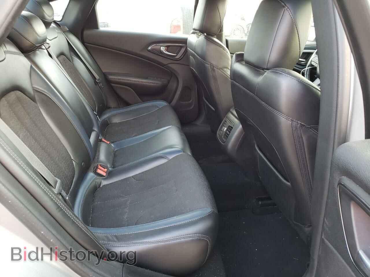 2015 CHRYSLER 200 - VIN: 1C3CCCBG3FN551894 - Фото 10