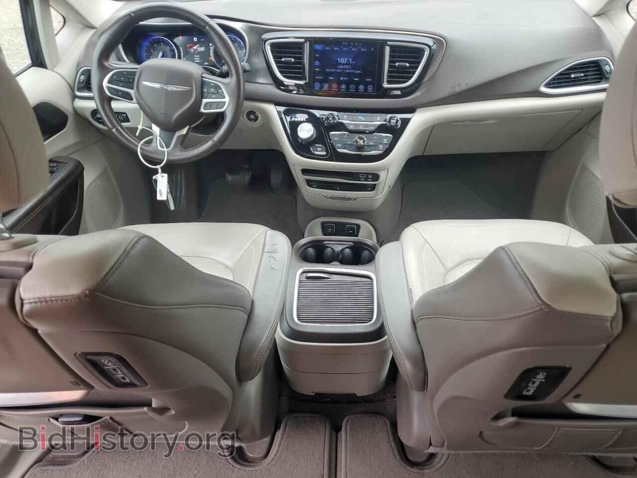2017 CHRYSLER PACIFICA - VIN: 2C4RC1EG1HR811317 - Photo 8