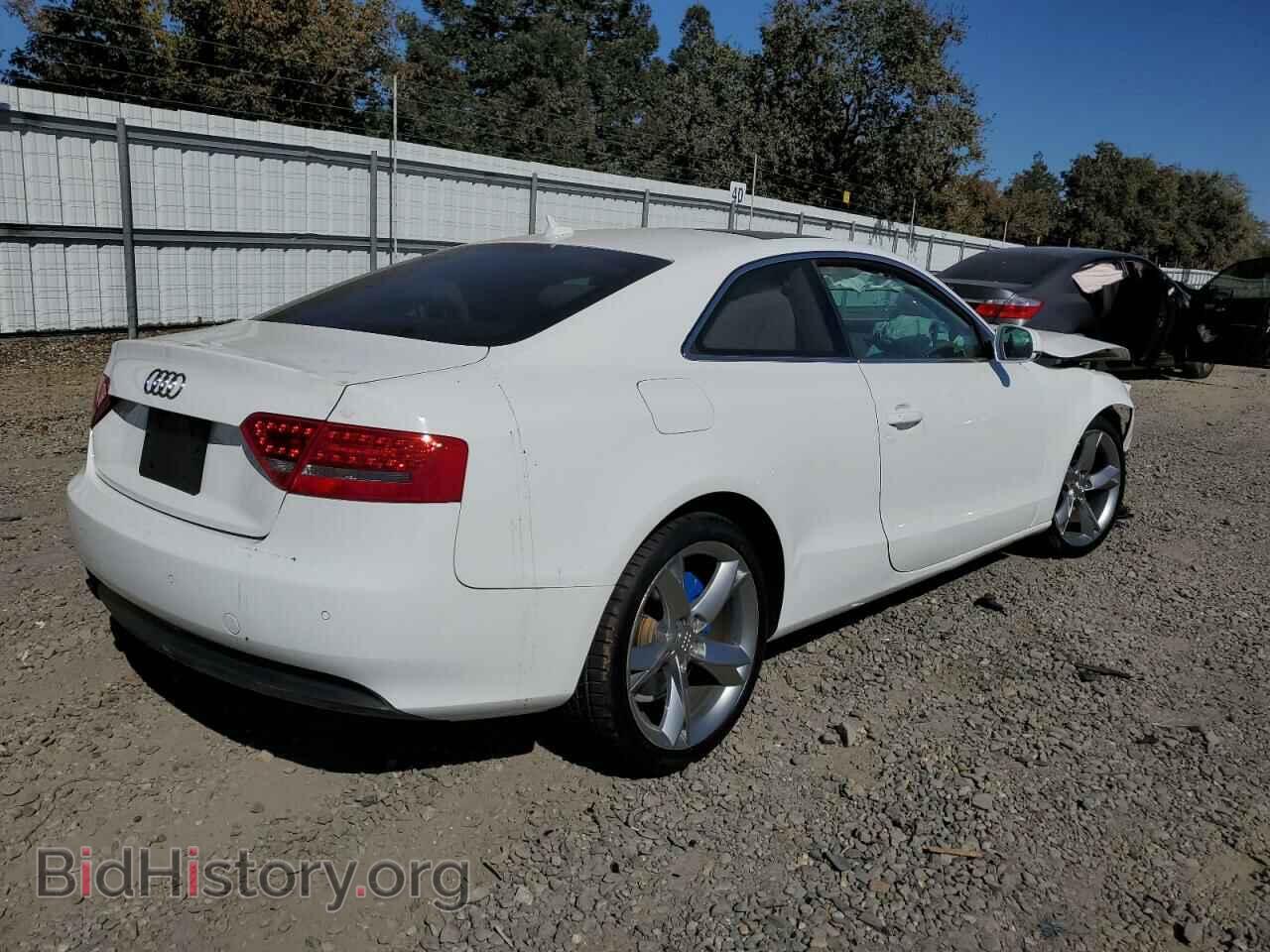 2011 AUDI A5 - VIN: WAULFAFR9BA034150 - Фото 3