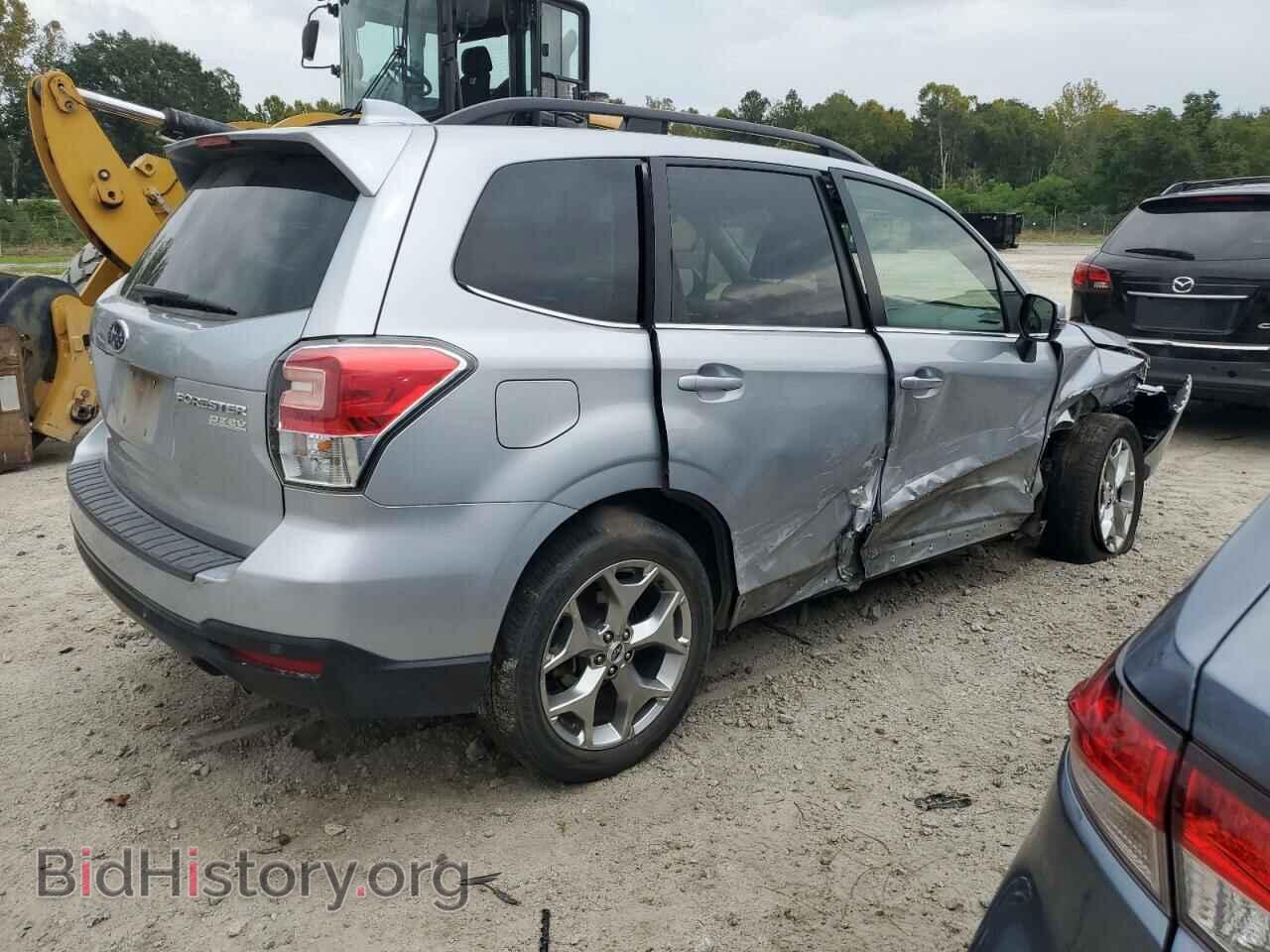 2017 SUBARU FORESTER - VIN: JF2SJAWC6HH454765 - Фото 3