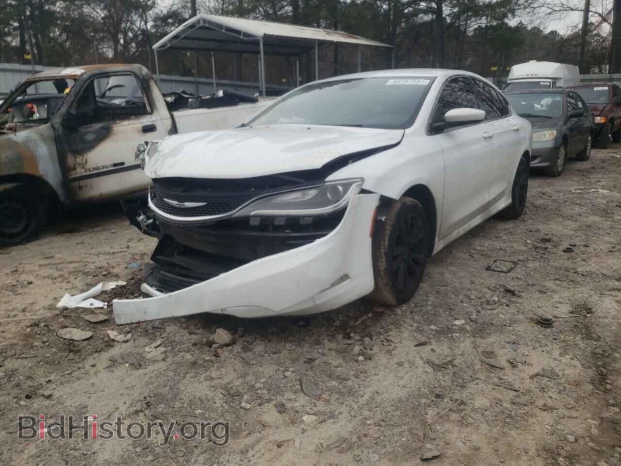 2015 CHRYSLER 200 - VIN: 1C3CCCAB3FN640659 - Фото 2