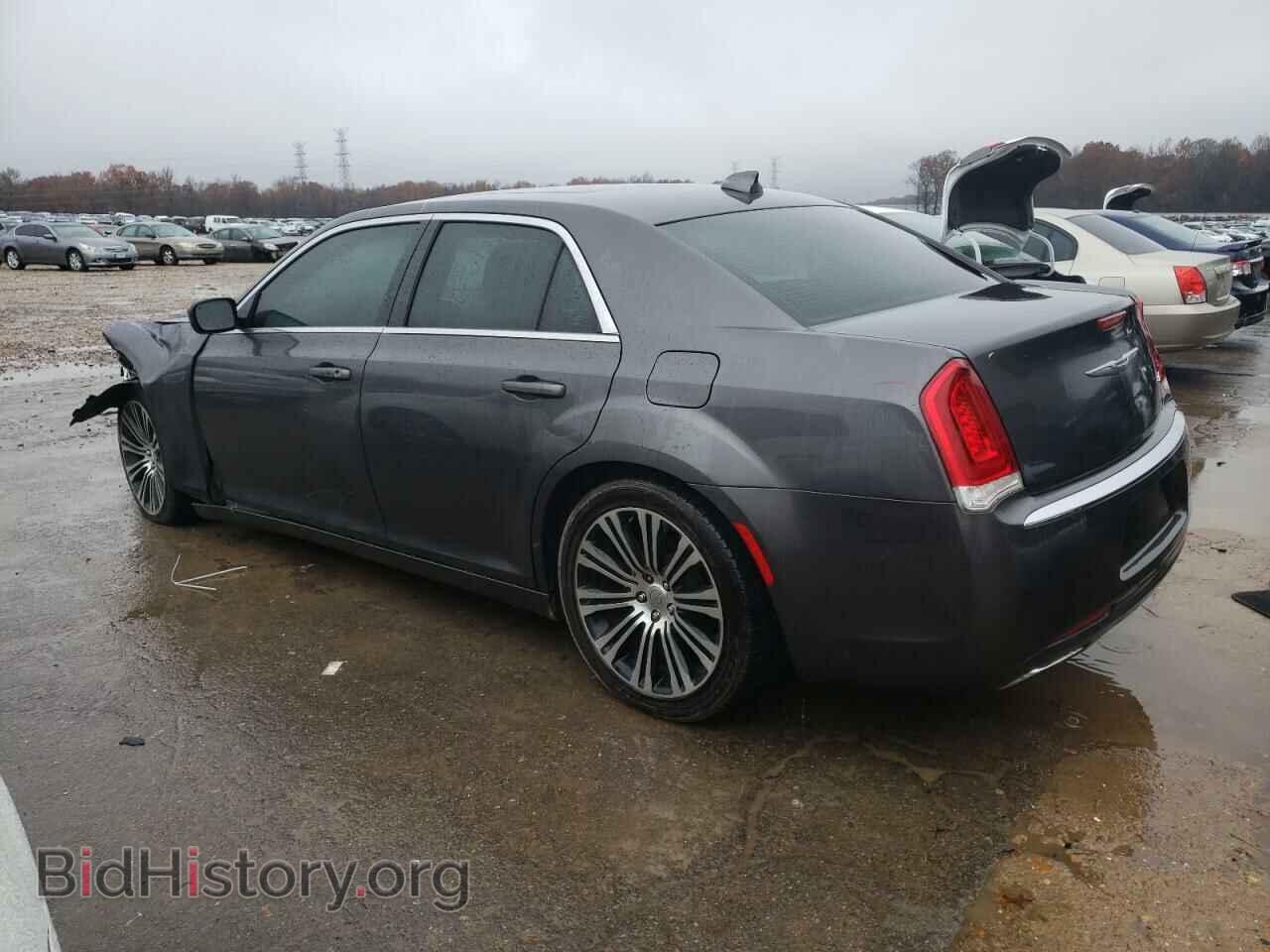 2015 CHRYSLER 300 - VIN: 2C3CCAAG2FH930030 - Фото 2