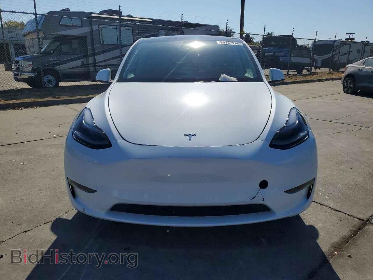 2025 TESLA MODEL Y - VIN: 7SAYGDEE9SF217032 - Photo 5