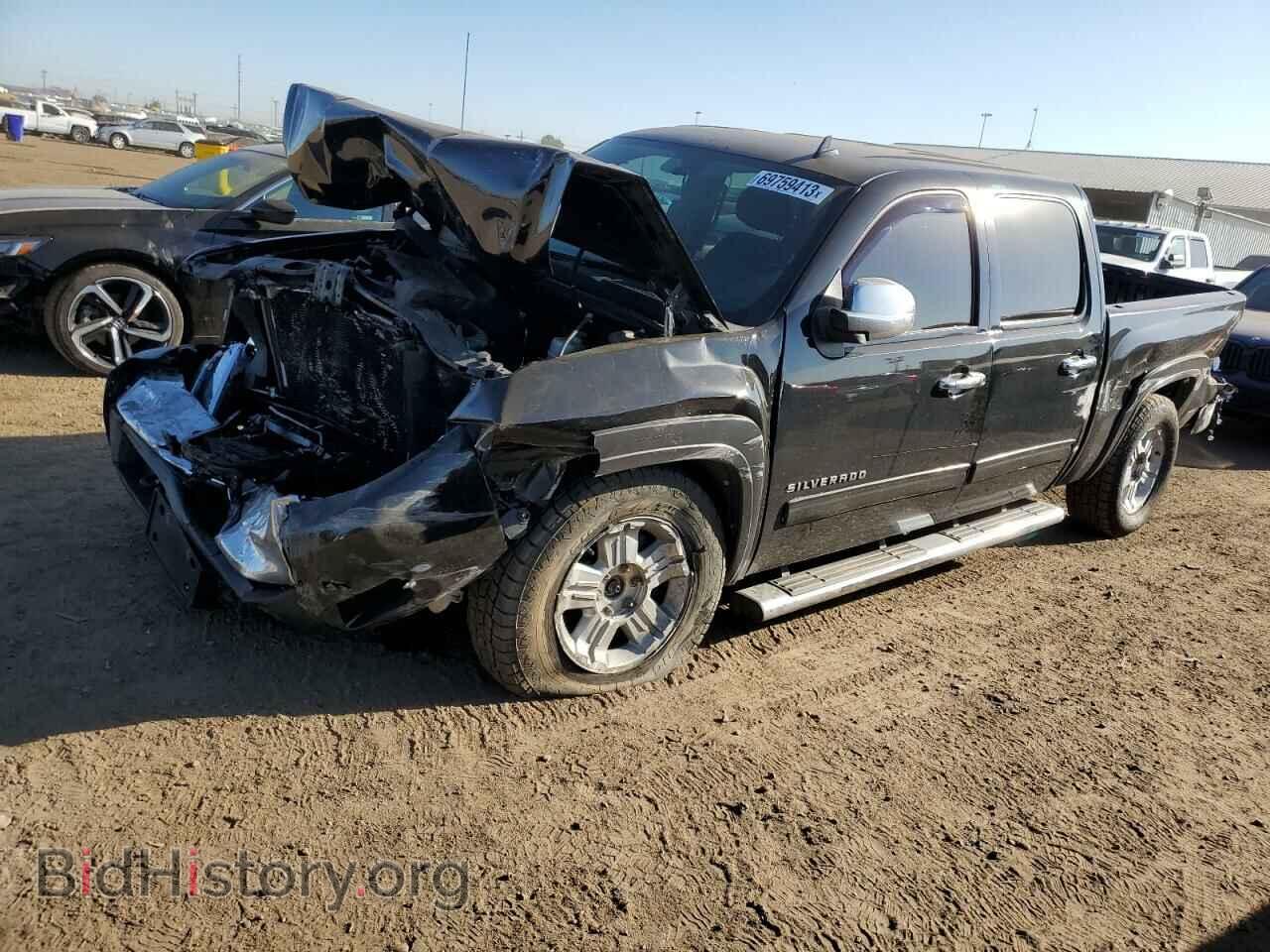 Photo 1GCPKSE37BF162523 - CHEVROLET ALL Models 2011