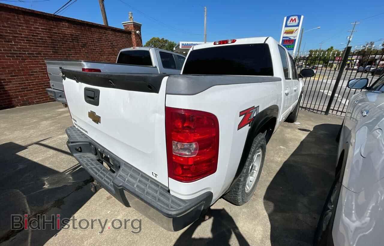 2011 CHEVROLET ALL Models - VIN: 3GCPKSE34BG338300 - Фото 4