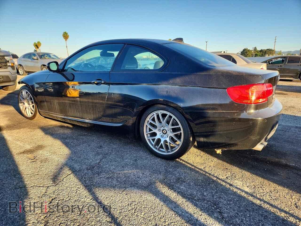 2012 BMW 3 SERIES - VIN: WBAKE5C58CE755822 - Photo 2