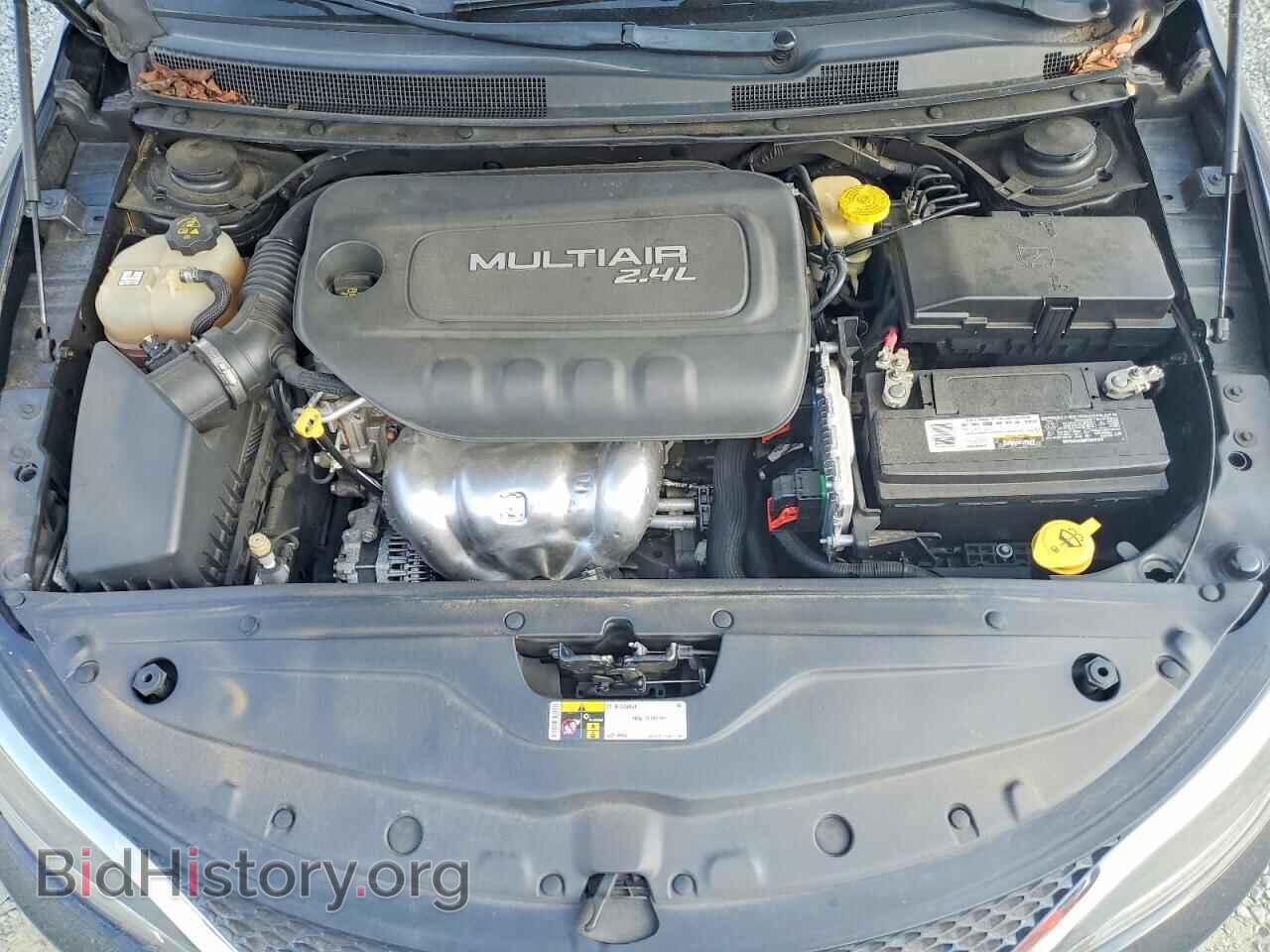2016 CHRYSLER 200 - VIN: 1C3CCCAB7GN165437 - Photo 11