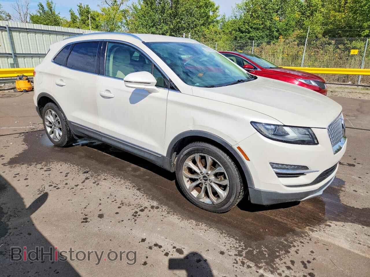 2019 LINCOLN MKC - VIN: 5LMCJ2D90KUL25797 - Photo 4