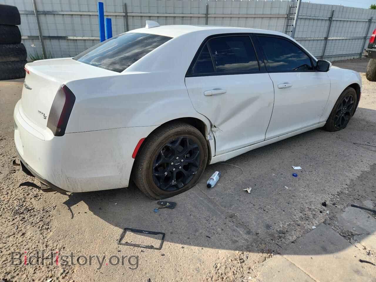 2016 CHRYSLER 300 - VIN: 2C3CCAGG7GH270284 - Photo 3