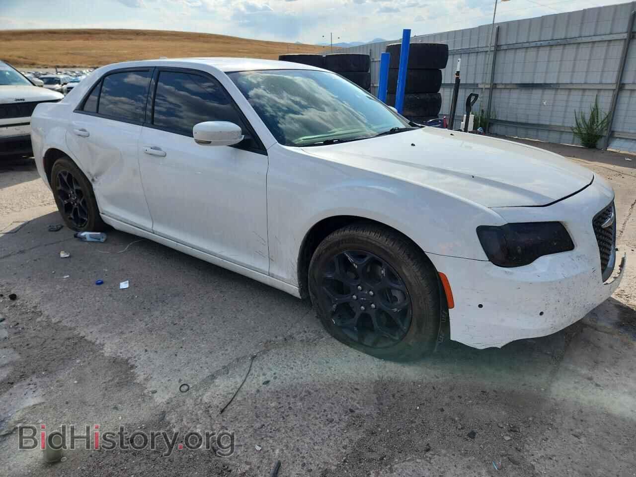 2016 CHRYSLER 300 - VIN: 2C3CCAGG7GH270284 - Photo 4