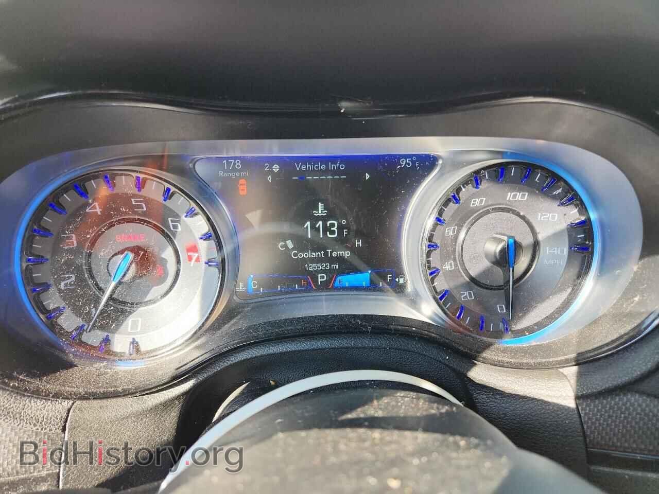 2016 CHRYSLER 300 - VIN: 2C3CCAGG7GH270284 - Photo 9