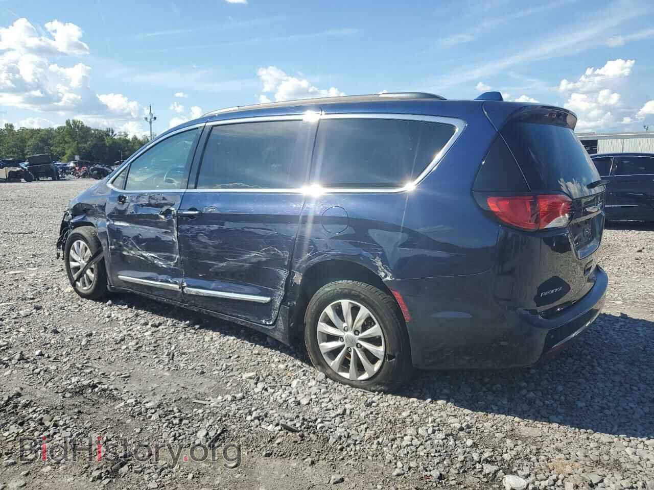 2017 CHRYSLER PACIFICA - VIN: 2C4RC1BG9HR745510 - Photo 2