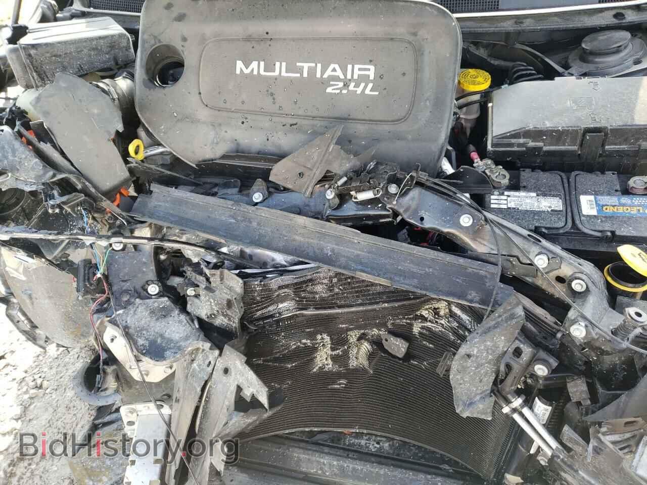2015 CHRYSLER 200 - VIN: 1C3CCCAB6FN671694 - Фото 11