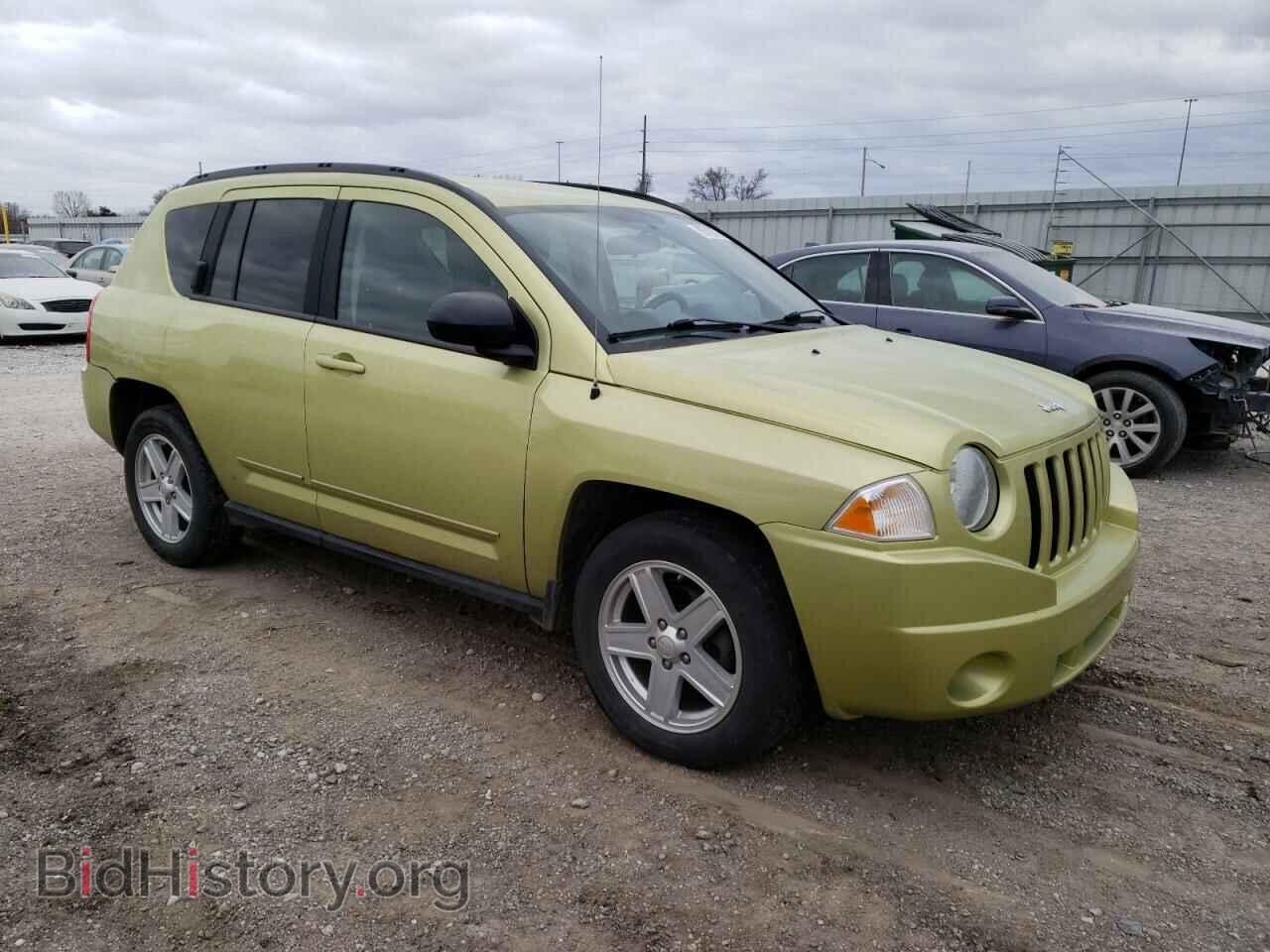 2010 JEEP COMPASS - VIN: 1J4NF4FB2AD506017 - Photo 4